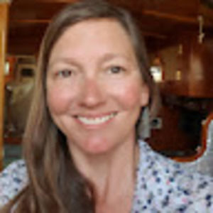 Meet your Posher, Julia